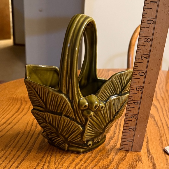 Artisan Olive Green Leaf Motif Vase - Picture 3 of 3
